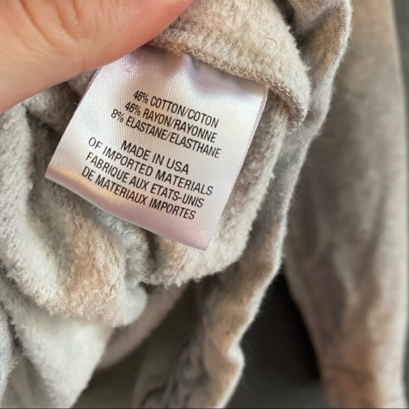 Cushnie et Ochs gray sweatshirt cut out back Medium - Picture 4 of 5